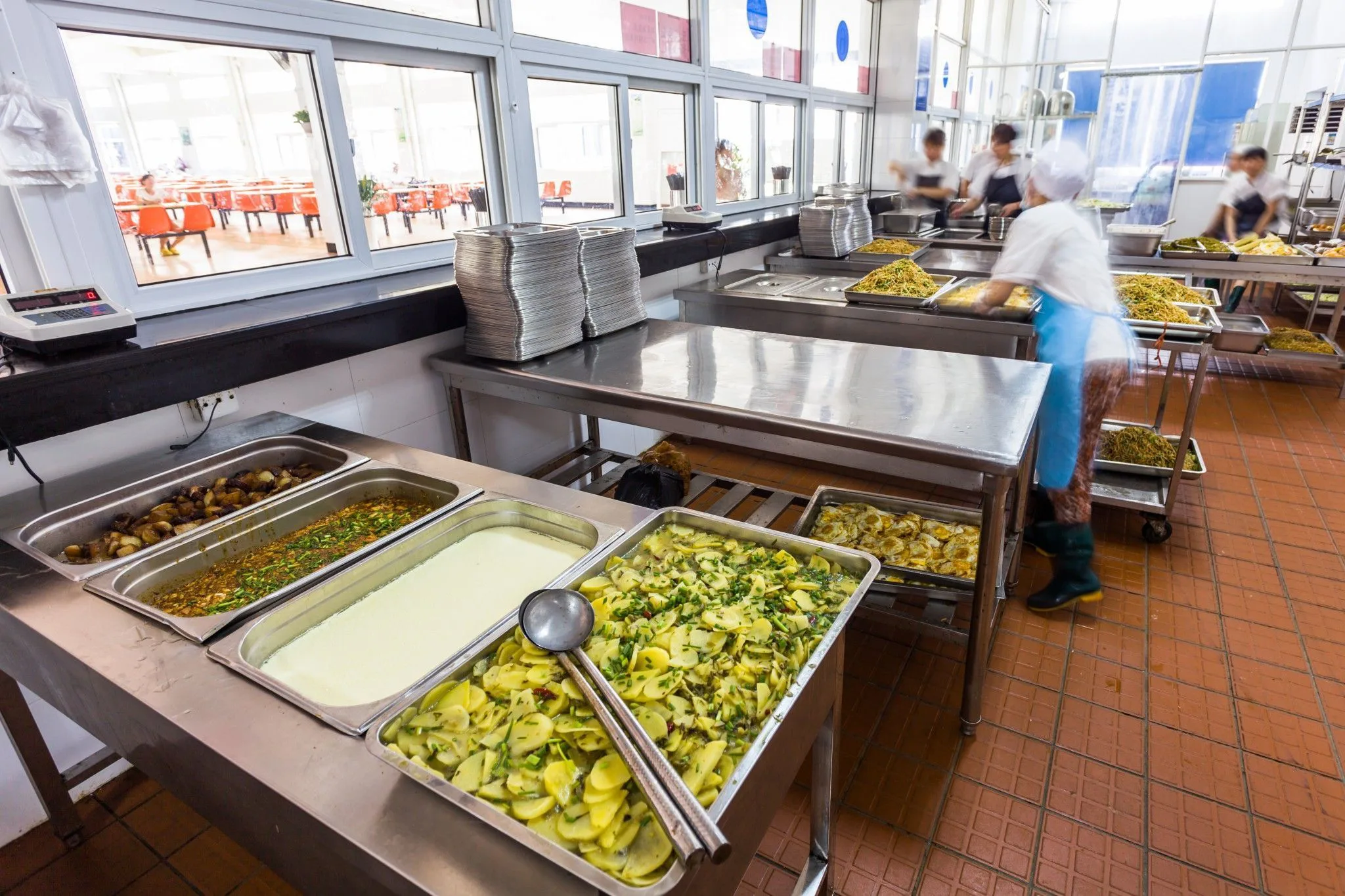 LetsBio, la estrategia francesa para impulsar alimentos sostenibles en los comedores públicos