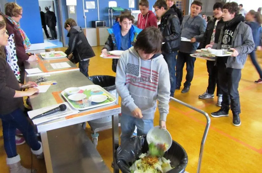 10 claves para reducir el despilfarro de alimentos en el comedor escolar