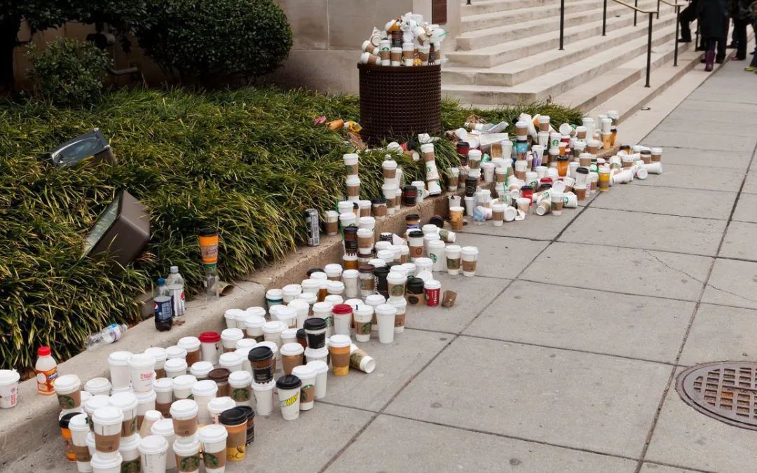 Irlanda impondrá una tasa a los vasos desechables en el 2021